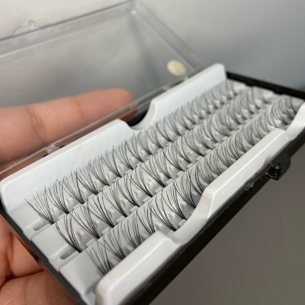 Add onto bundle (no charge)- 14mm individual lashes